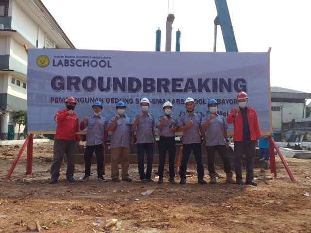 Pembangunan Gedung Labschool Kebayoran UNJ Tahun 2021 (6)