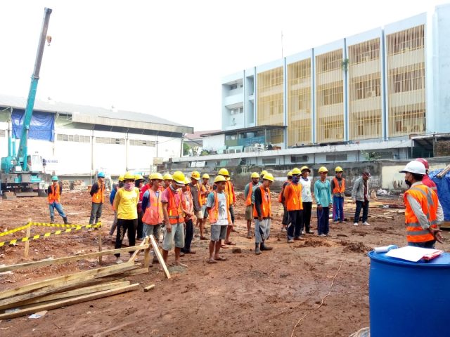 Pembangunan Gedung Labschool Kebayoran UNJ Tahun 2021 (7)